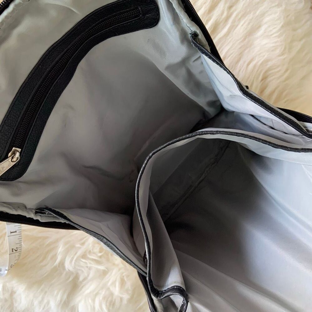 PIELINO Leather Backpack - Picture 7 of 13
